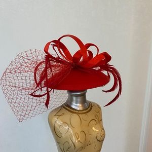 Fascinator hat